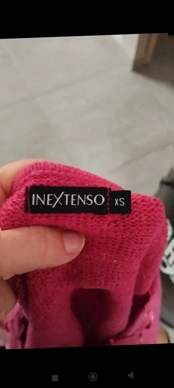 In extenso fuchsia pink short sleeve XS sweater – Women's lightweight V-neck knit – photo 3